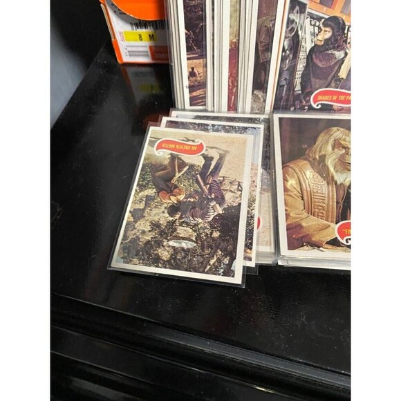 NM-MINT Vintage 1975 Topps Planet Of The Apes Card Lot GREAT CONDITION - Picture 10 of 10